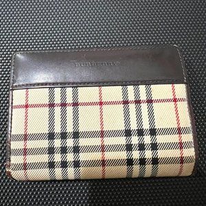 Burberry Nova Check Kiss Lock Wallet